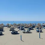 Fantastic - Beachfront