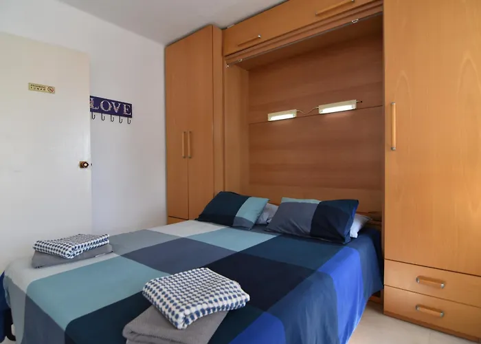 Fantastic - Beachfront Apartment