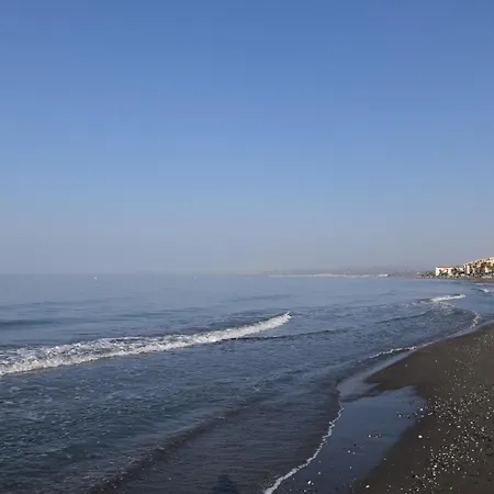 Fantastic - Beachfront Daire *